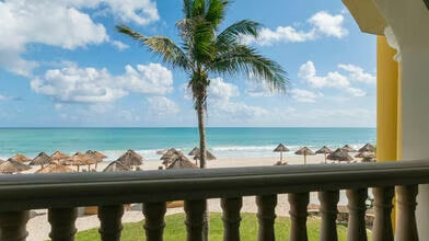 Oceanfront Butler Suite