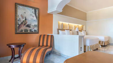 Suite with Pool Access